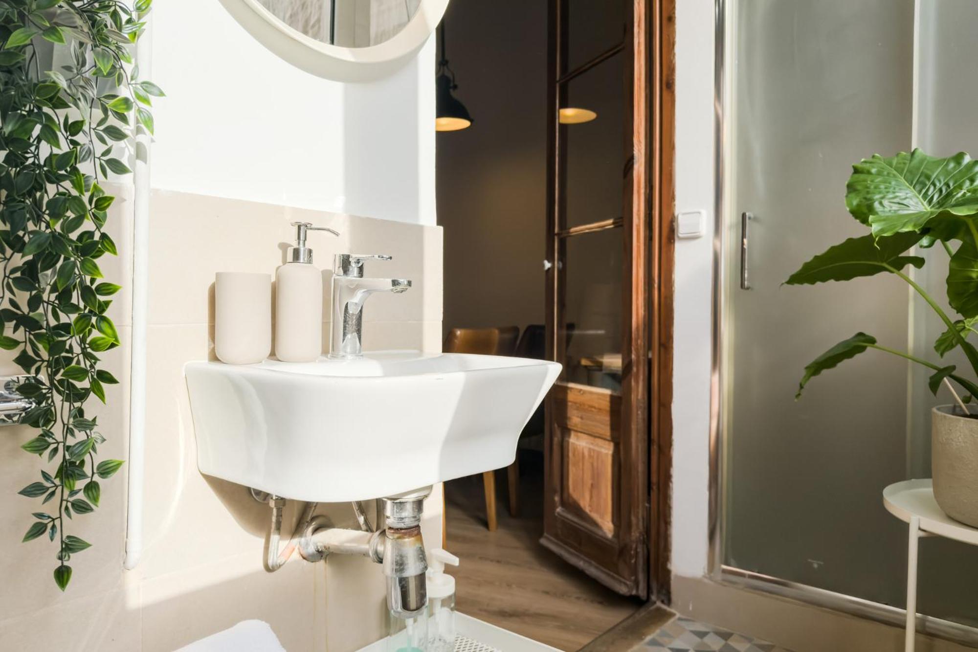 ברצלונה Magalhaes - Trad Flat In Poble Sec, Near Ramblas מראה חיצוני תמונה